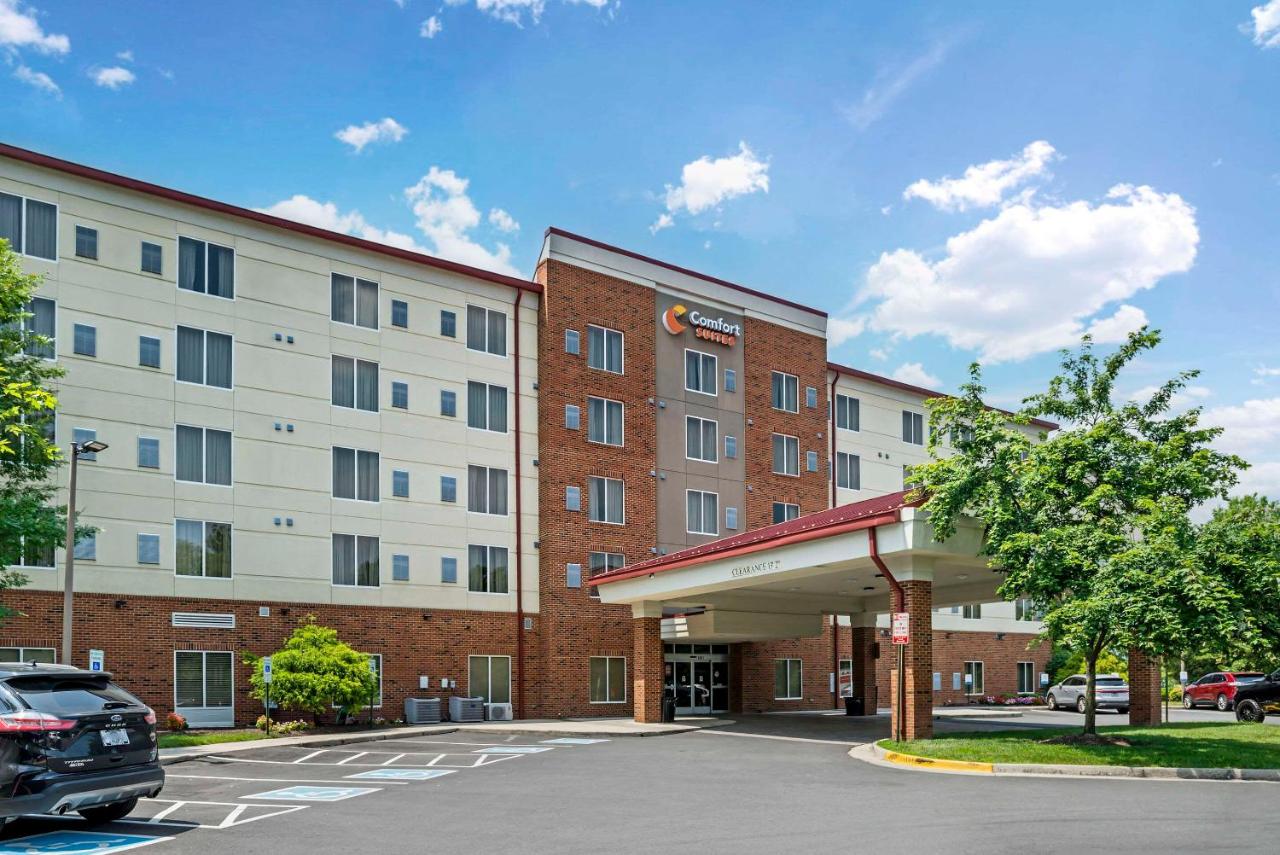 | Comfort Suites at Virginia Center Commons