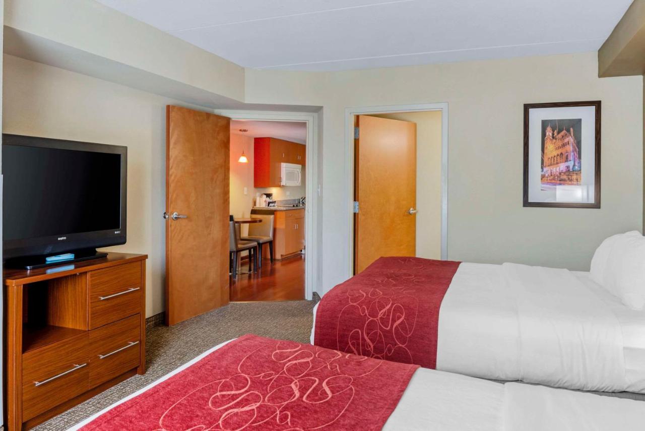 | Comfort Suites at Virginia Center Commons