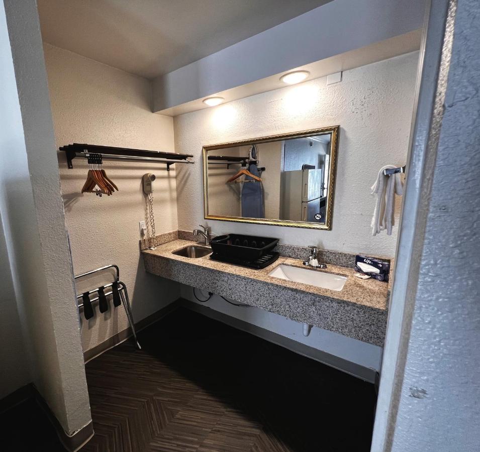  | Stay Express Inn Fort Worth