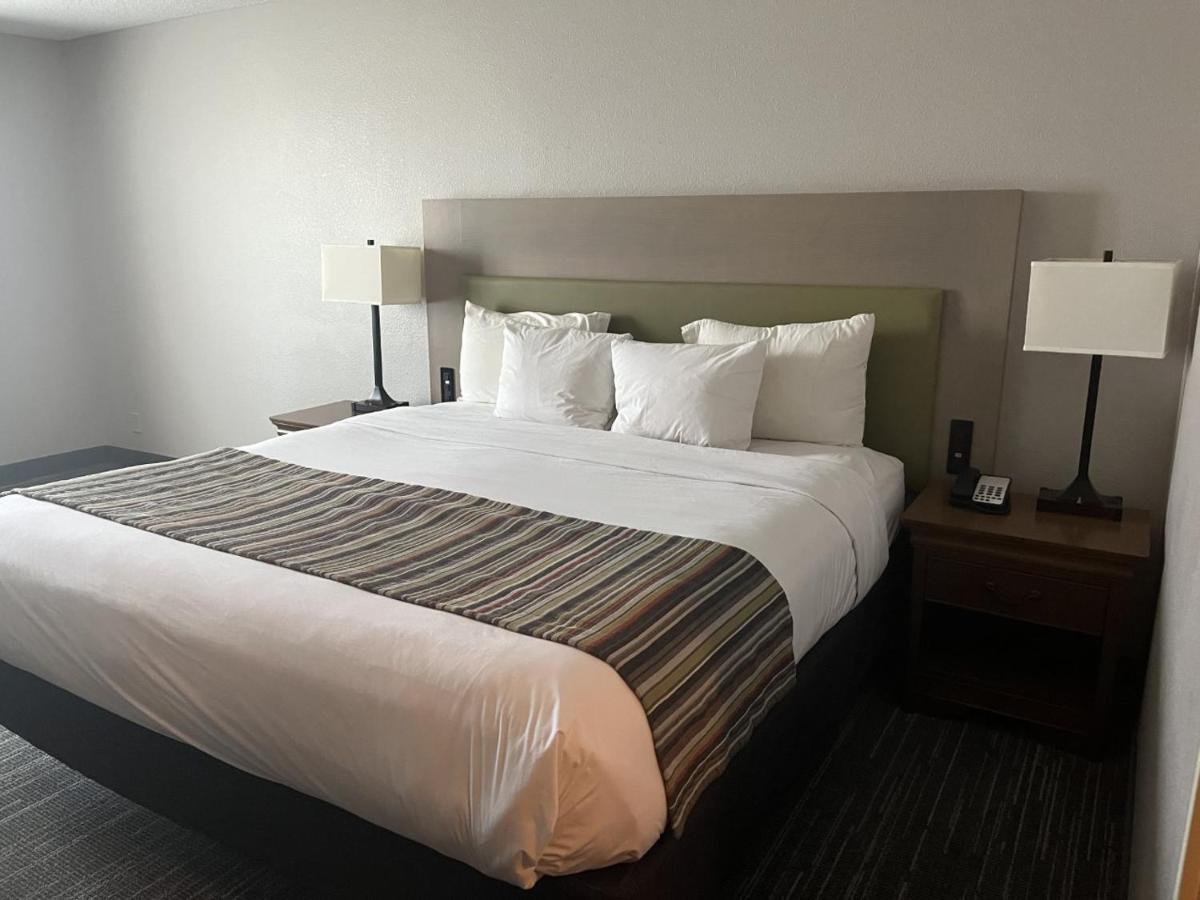 King Room at Country Inn & Suites by Radisson, Salina, KS