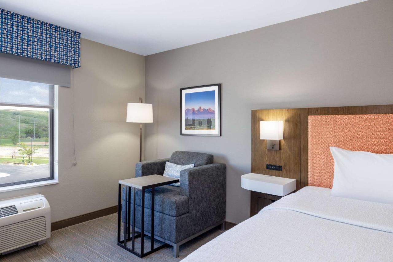 King Room at Hampton Inn & Suites Casper
