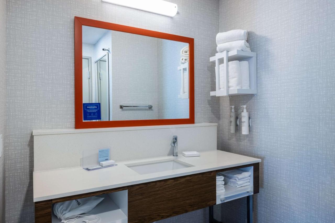 King Studio with Sofa Bed at Hampton Inn & Suites Casper