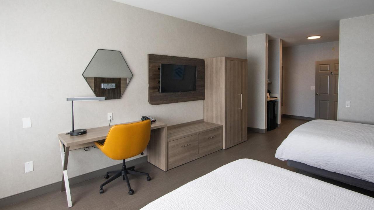 Queen Room with Two Queen Beds - Non-Smoking at Holiday Inn Express Oakdale, an IHG Hotel