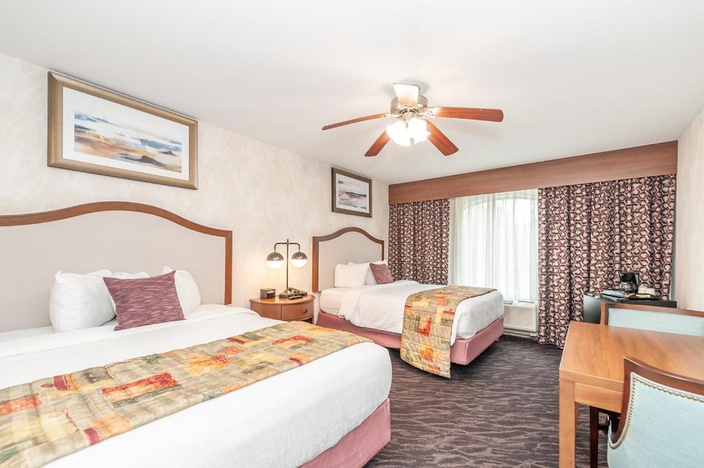 Sicilian Two Queens at Bellissimo Hotel, Trademark by Wyndham Near Foxwoods Casino