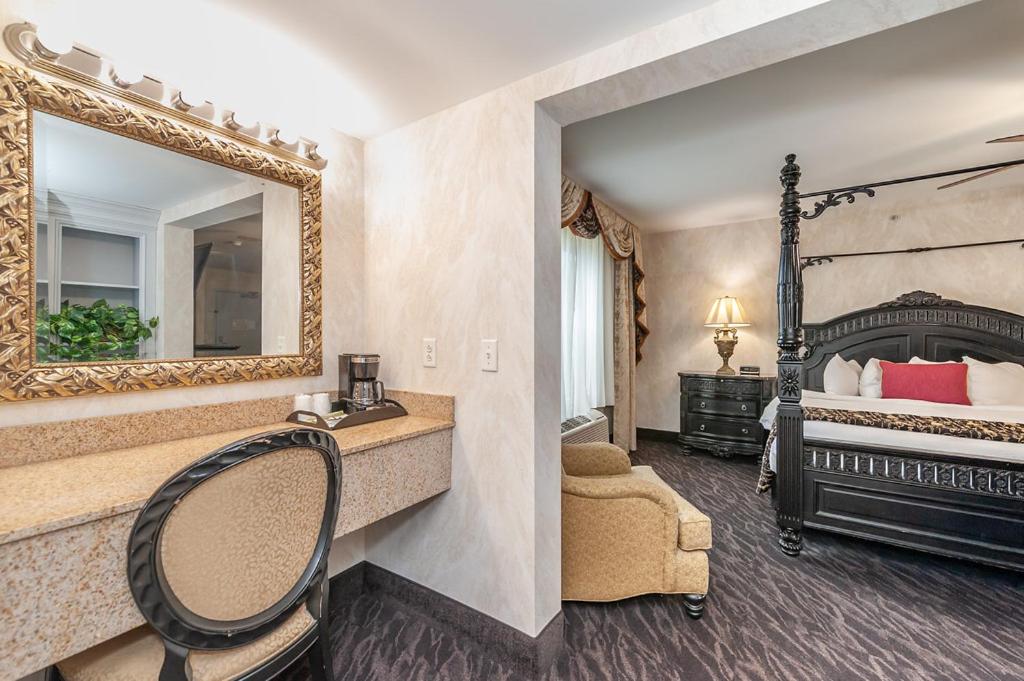 Superior Single Room at Bellissimo Hotel, Trademark by Wyndham Near Foxwoods Casino