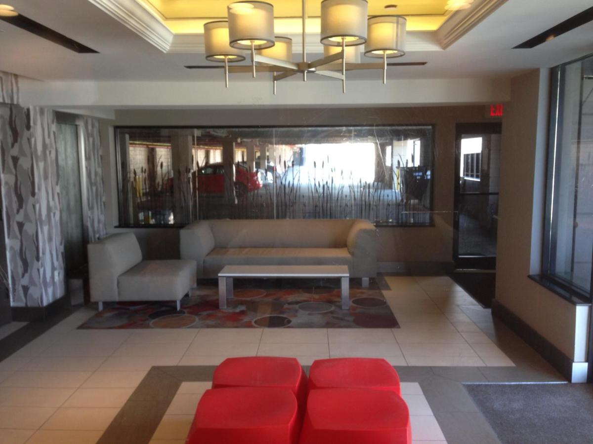 | Brooklyn Motor Inn