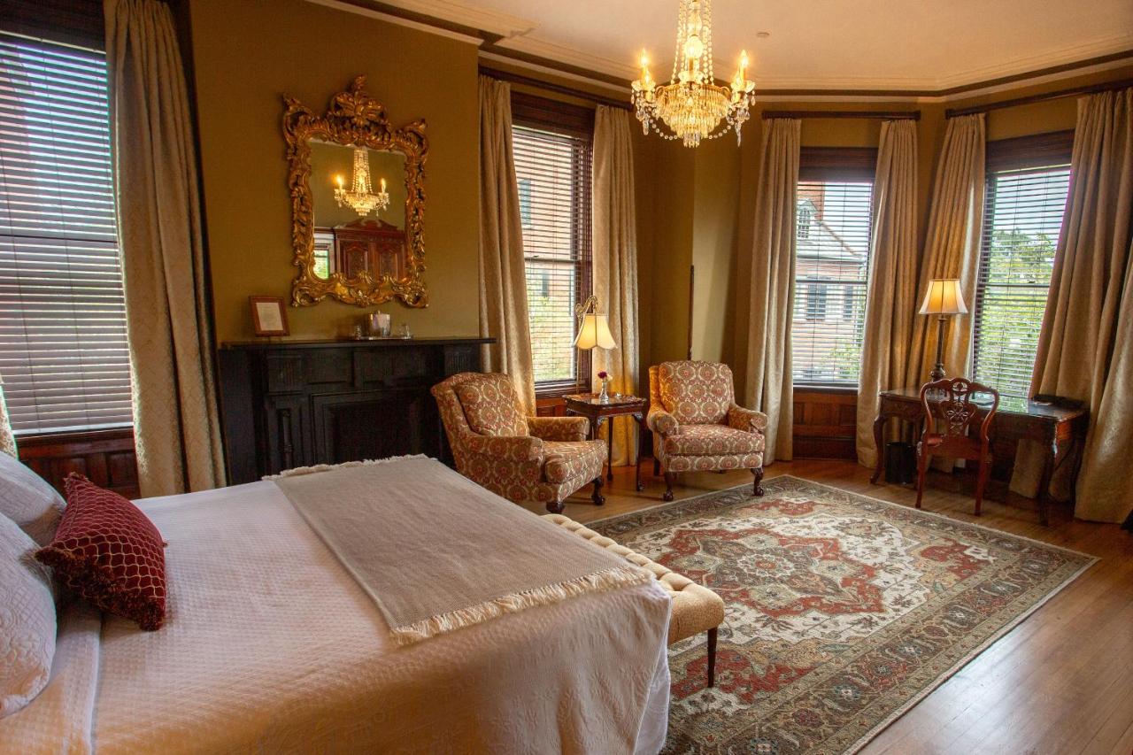 | Kehoe House, Historic Inns of Savannah Collection