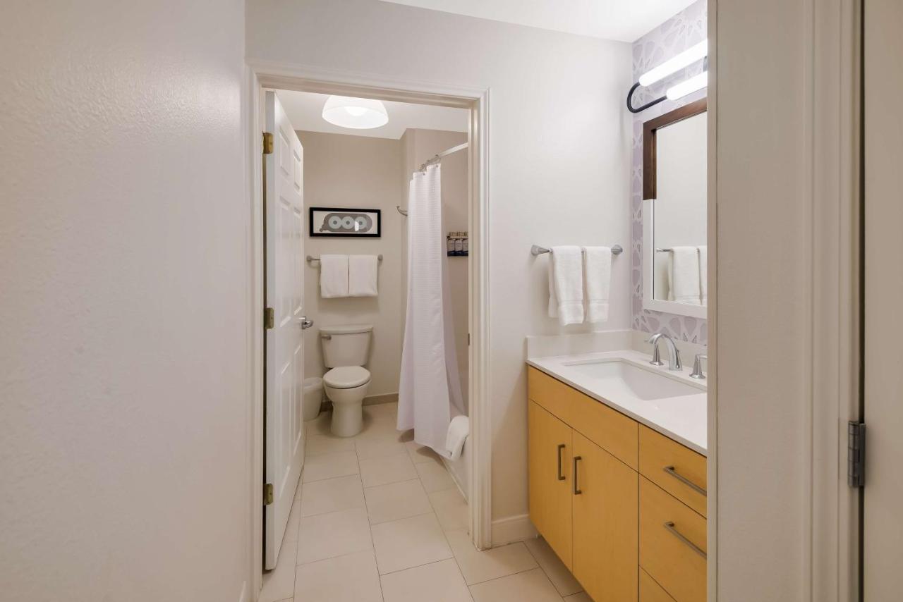 Two Bedroom Suite- King in Each at Sonesta ES Suites Andover Boston