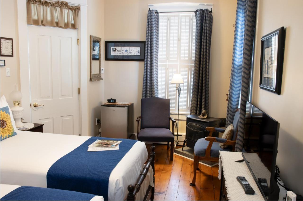 | EJ Bowman House Bed & Breakfast