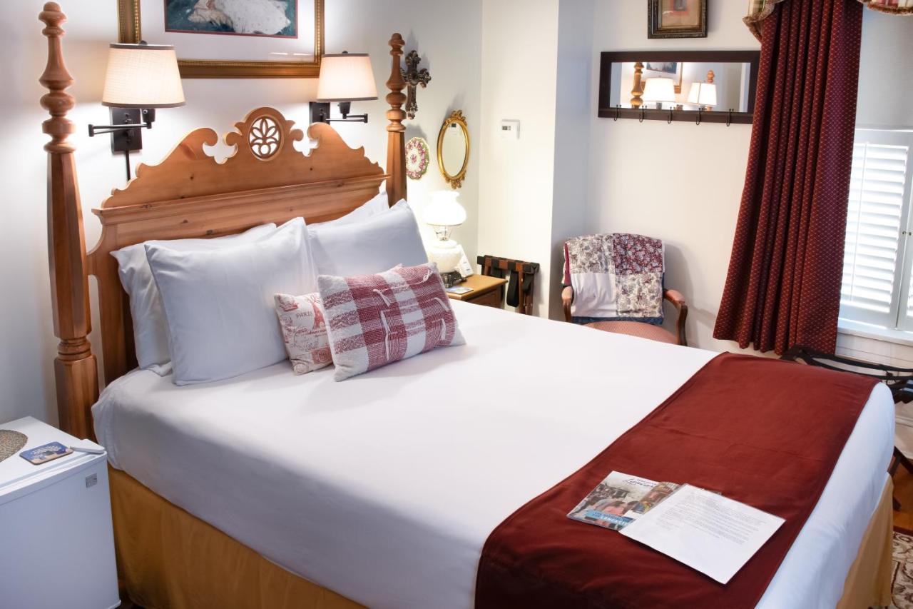 | EJ Bowman House Bed & Breakfast
