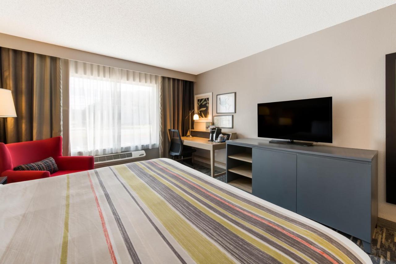 King Room - Non-Smoking at Country Inn & Suites by Radisson, Wichita East, KS