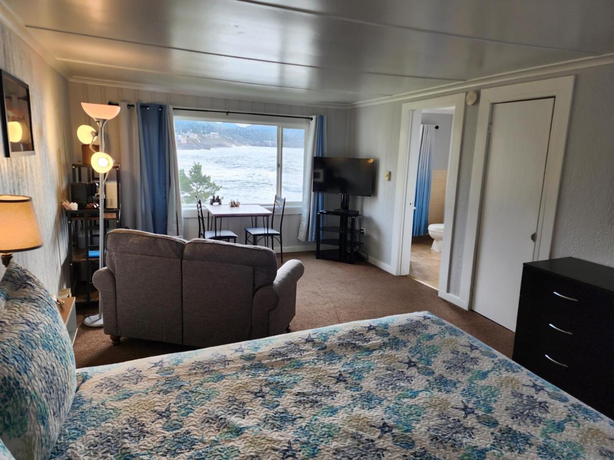 | Inn at Arch Rock