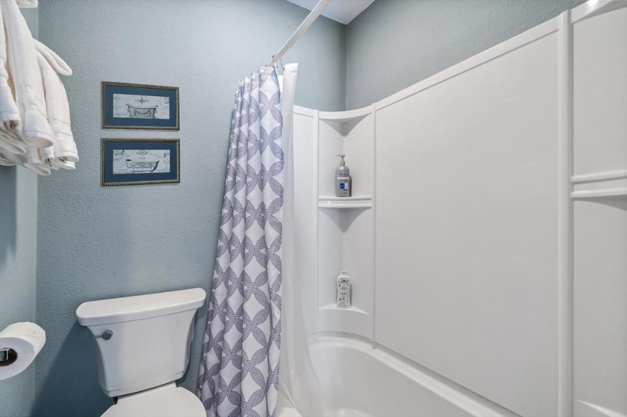  | Cinnamon Bear Creekside Inn