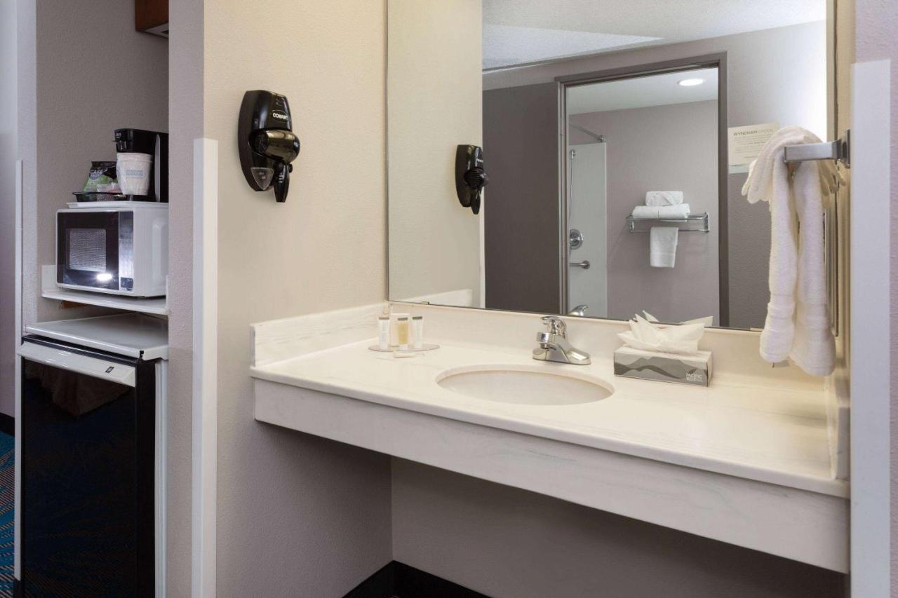 Studio Suite with 2 Queen Beds, Non-Smoking at Days Inn & Suites by Wyndham Denver International Airport