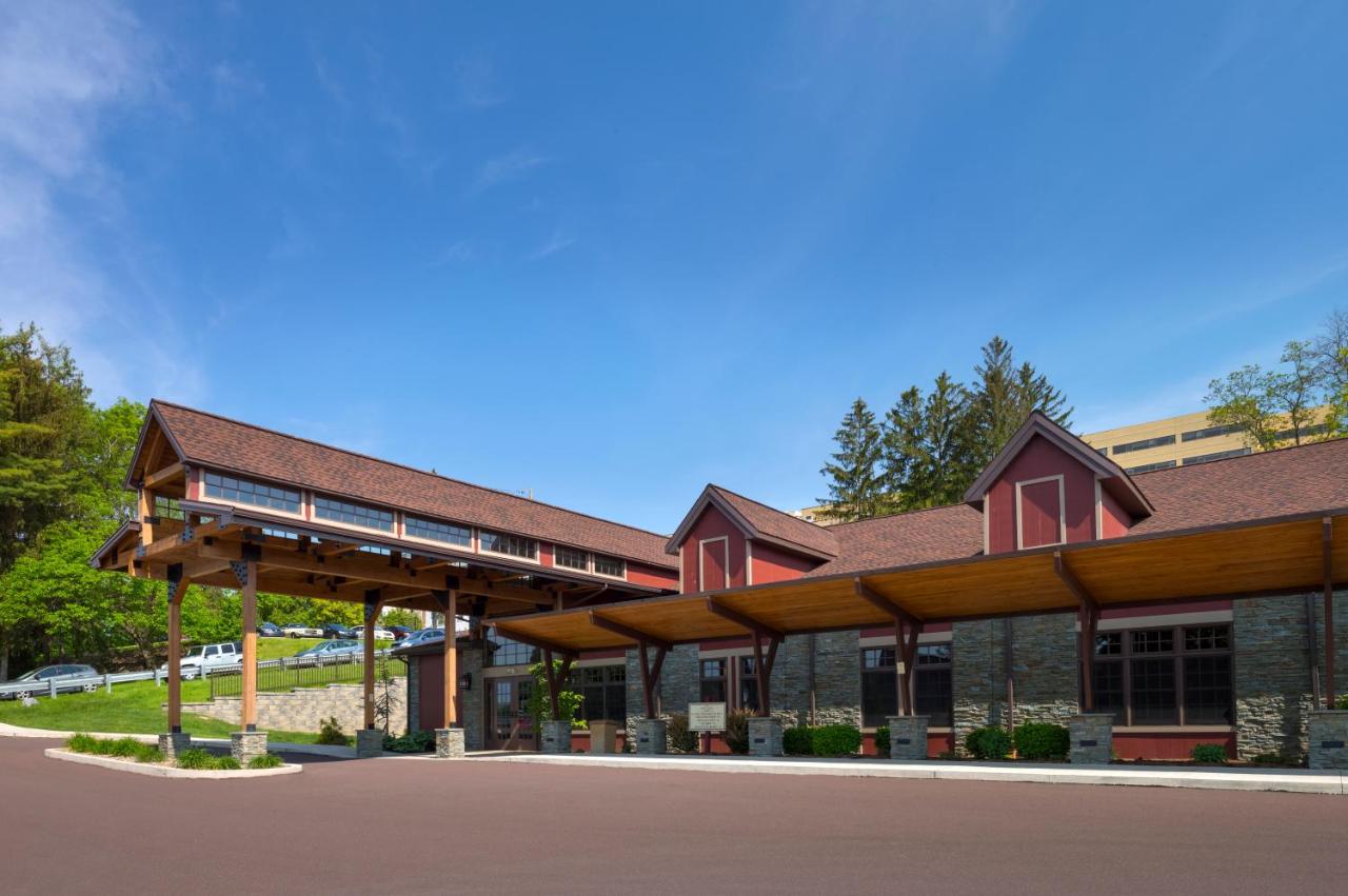  | Pine Barn Inn