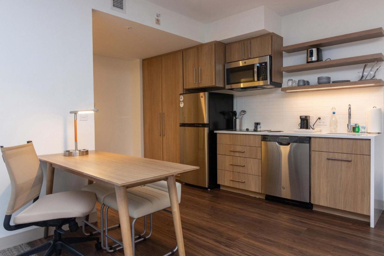  | Element St. Louis Midtown