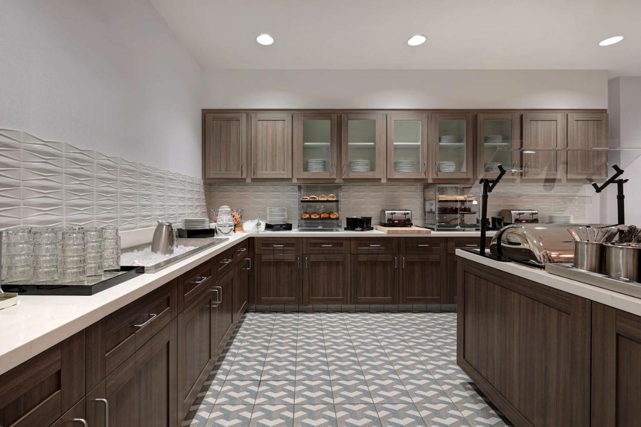 | Homewood Suites By Hilton Santa Clarita/Valencia, Ca