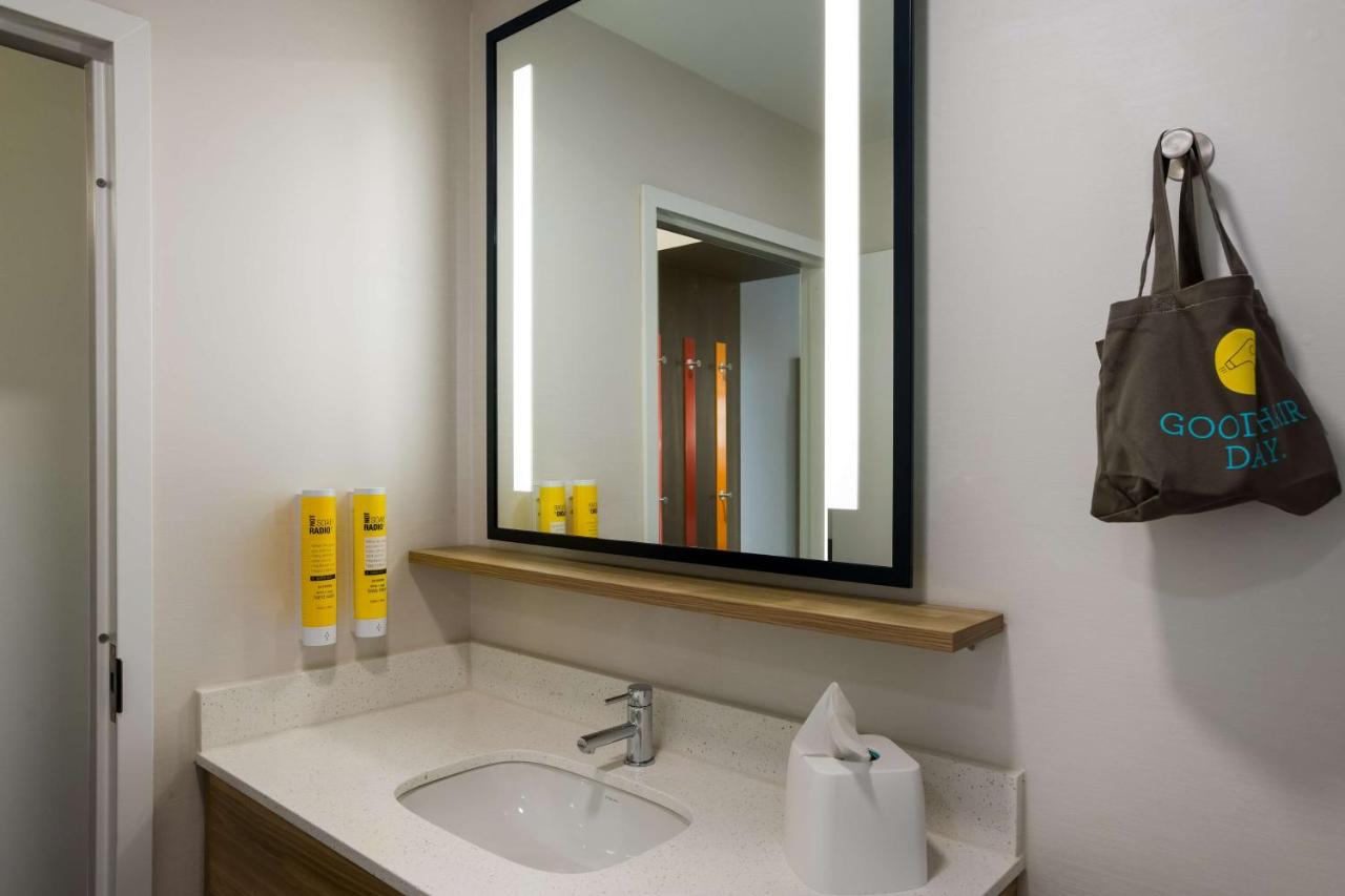 King Room with Walk In Shower at Tru By Hilton Traverse City