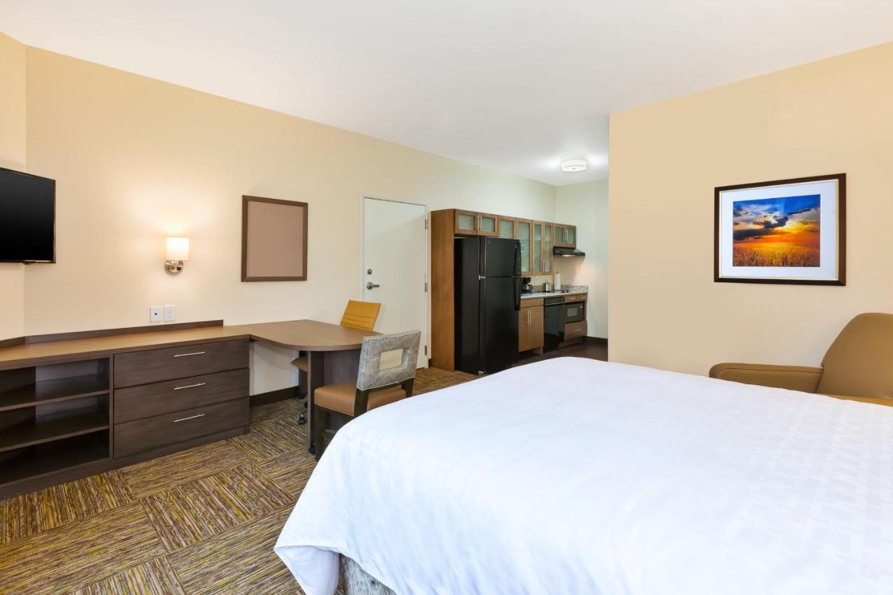 Queen Studio Suite with Batch Tub - Mobility Accessible - Non-Smoking at Candlewood Suites Louisville - NE Downtown Area by IHG