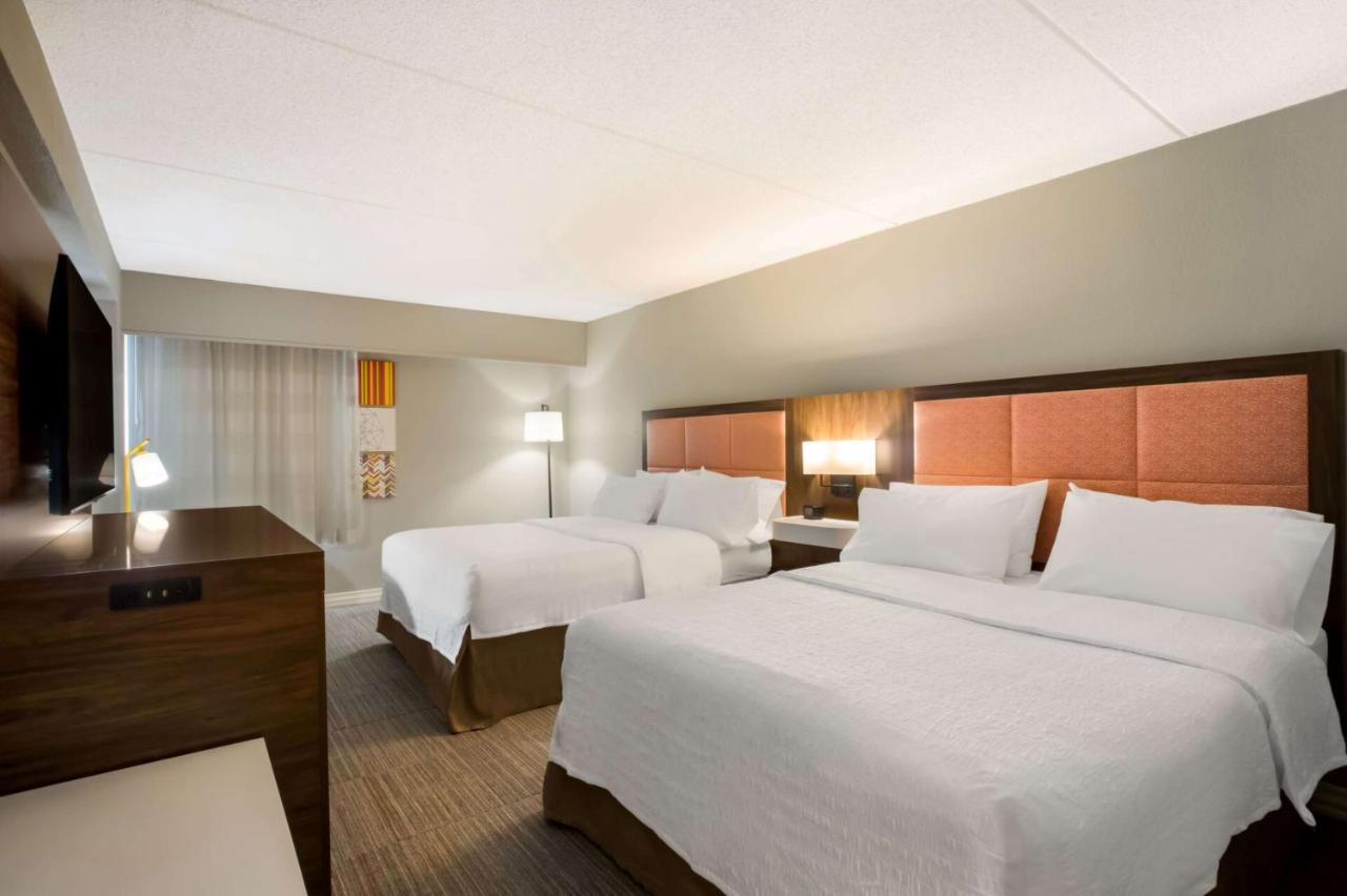 Double Room with Two Queen Beds at Hampton Inn by Hilton Philadelphia / Willow Grove