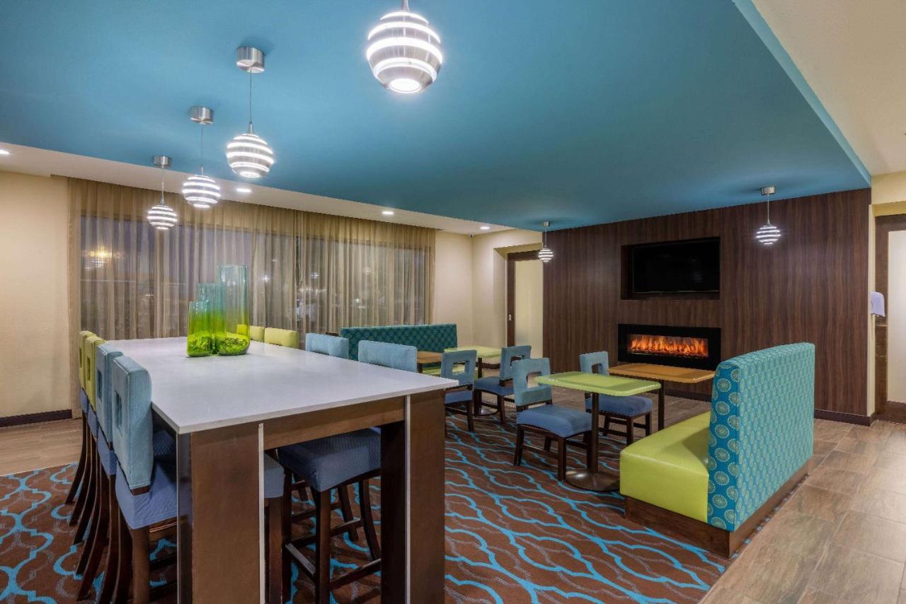 | La Quinta by Wyndham Artesia
