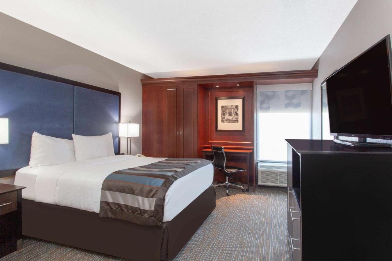  | Wingate by Wyndham Charleston Coliseum