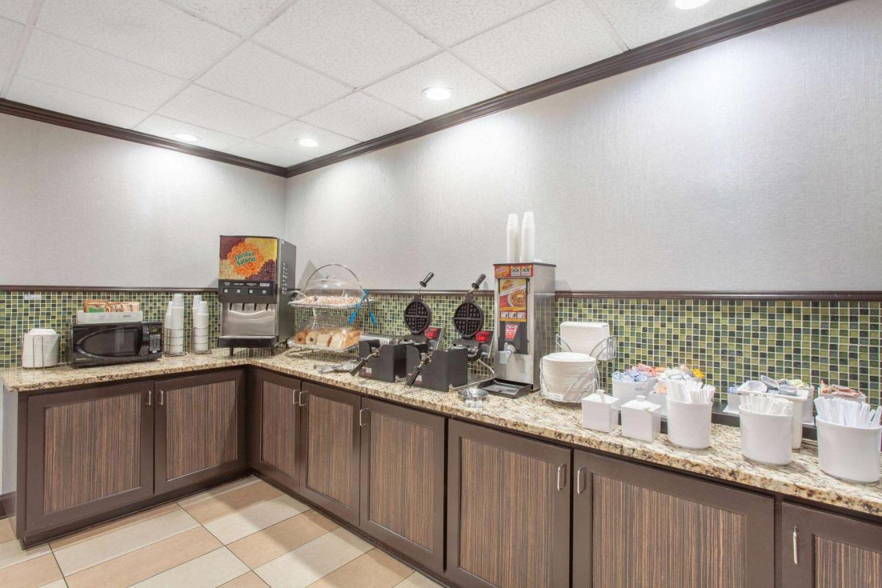  | Wingate by Wyndham Charleston Coliseum