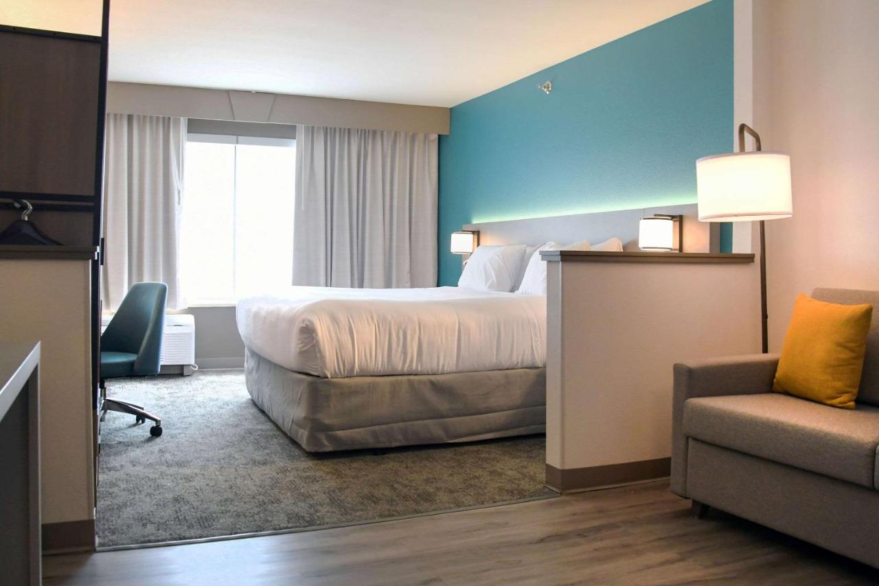 | Germantown Inn and Suites