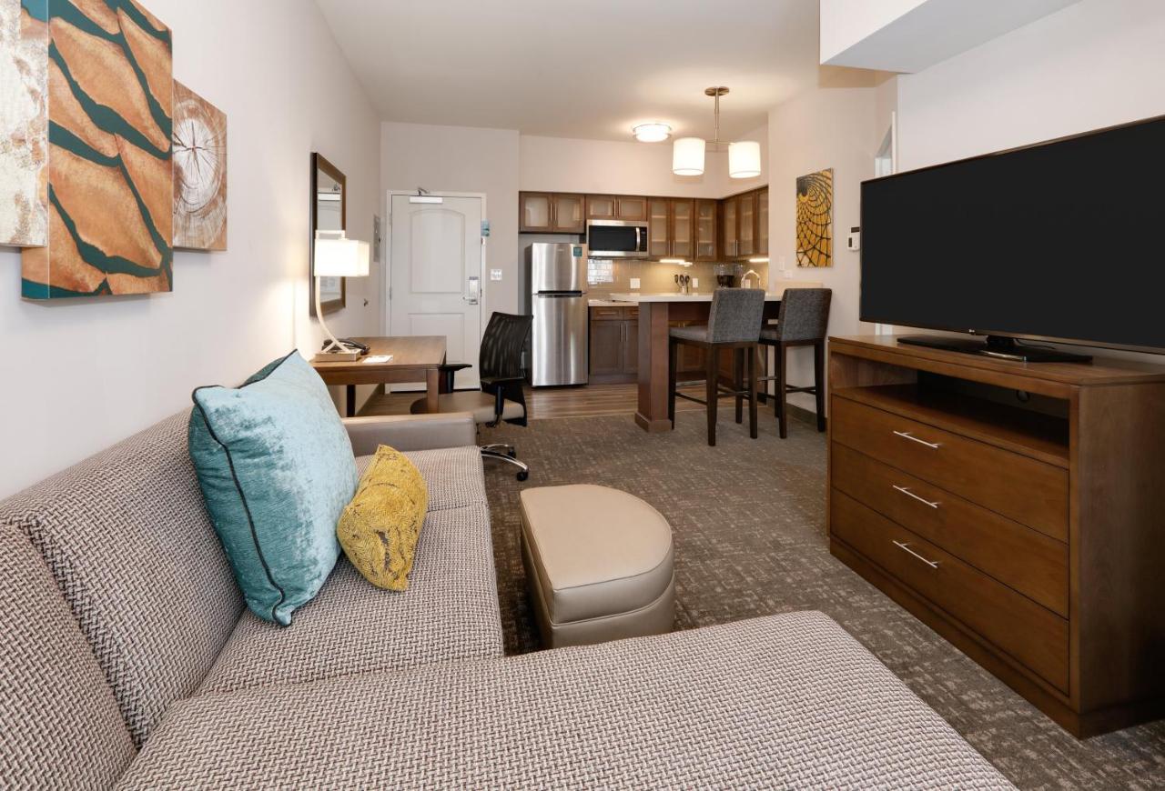 | Staybridge Suites Oklahoma City Dwtn - Bricktown, an IHG Hotel
