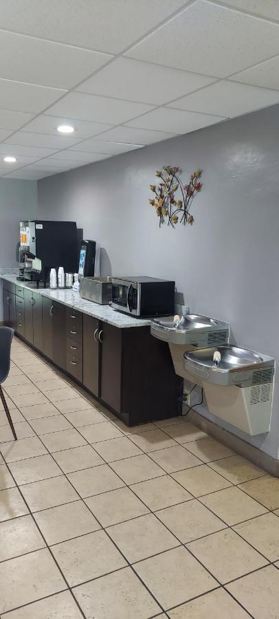 | Microtel Inn & Suites by Wyndham Hoover/Birmingham