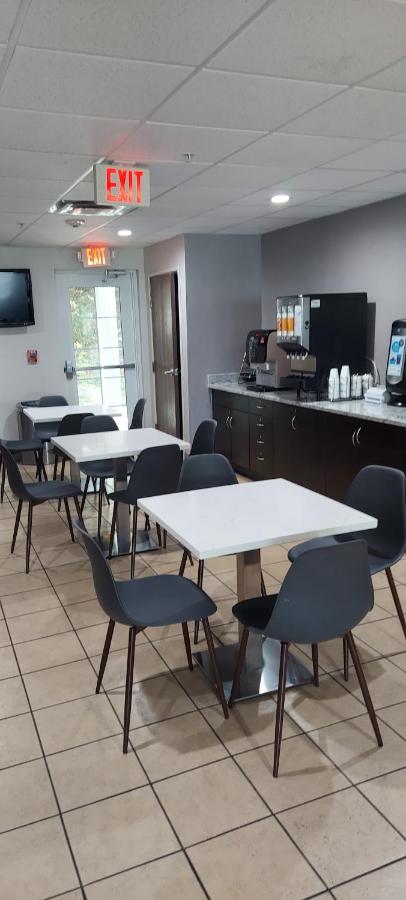 | Microtel Inn & Suites by Wyndham Hoover/Birmingham