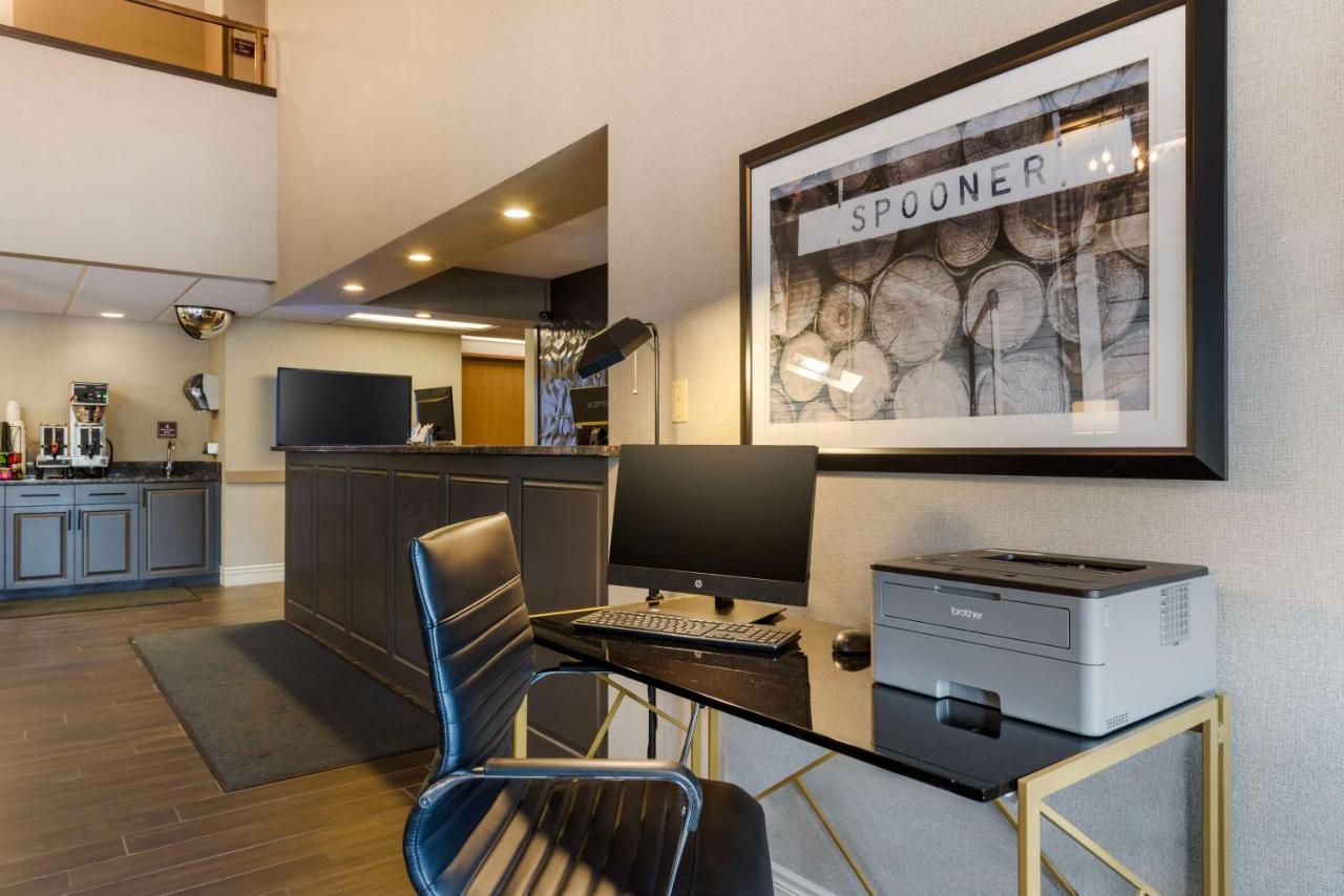 | Best Western Spooner Riverplace
