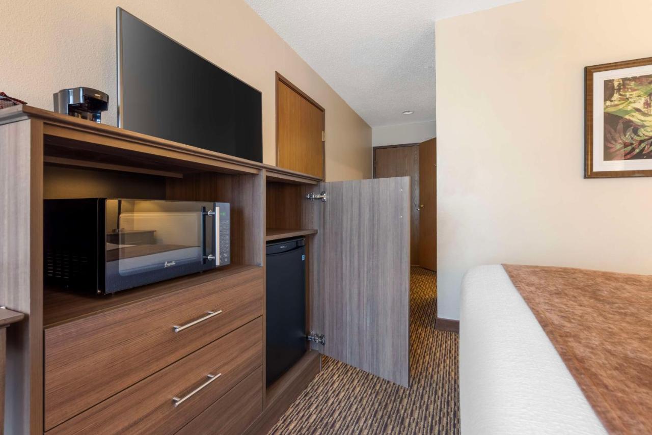 | Best Western Spooner Riverplace