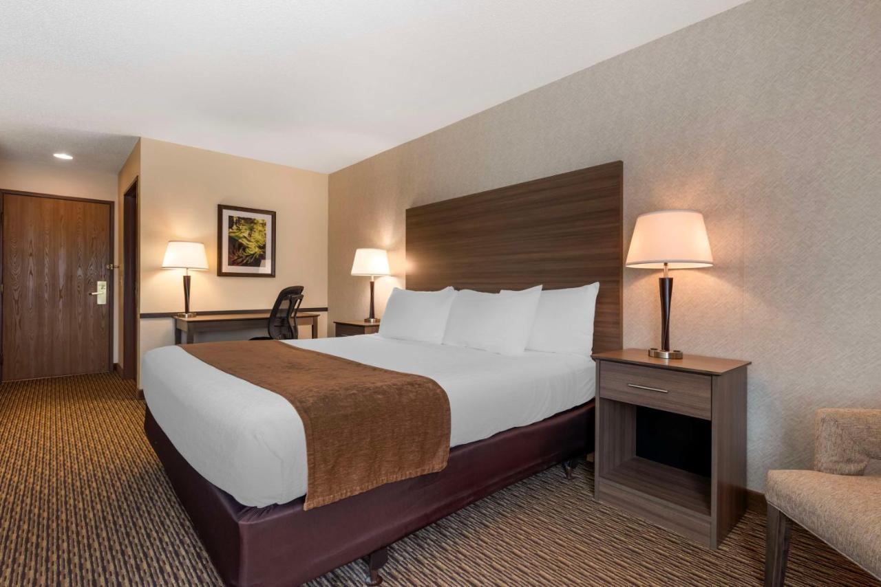 | Best Western Spooner Riverplace