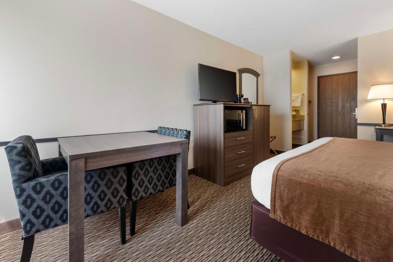 | Best Western Spooner Riverplace