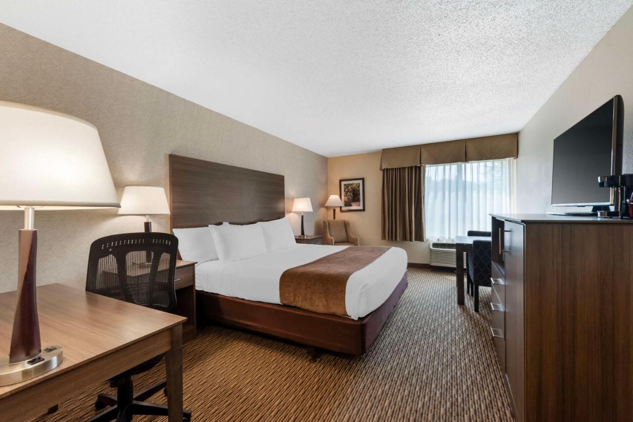 | Best Western Spooner Riverplace