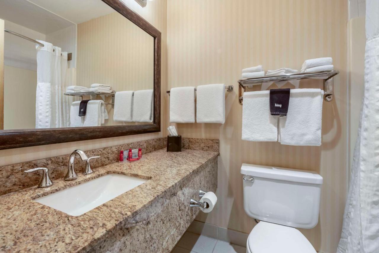 Queen Room with Two Queen Beds - Pet-Friendly/Non-Smoking at SureStay Plus Hotel by Best Western Buffalo
