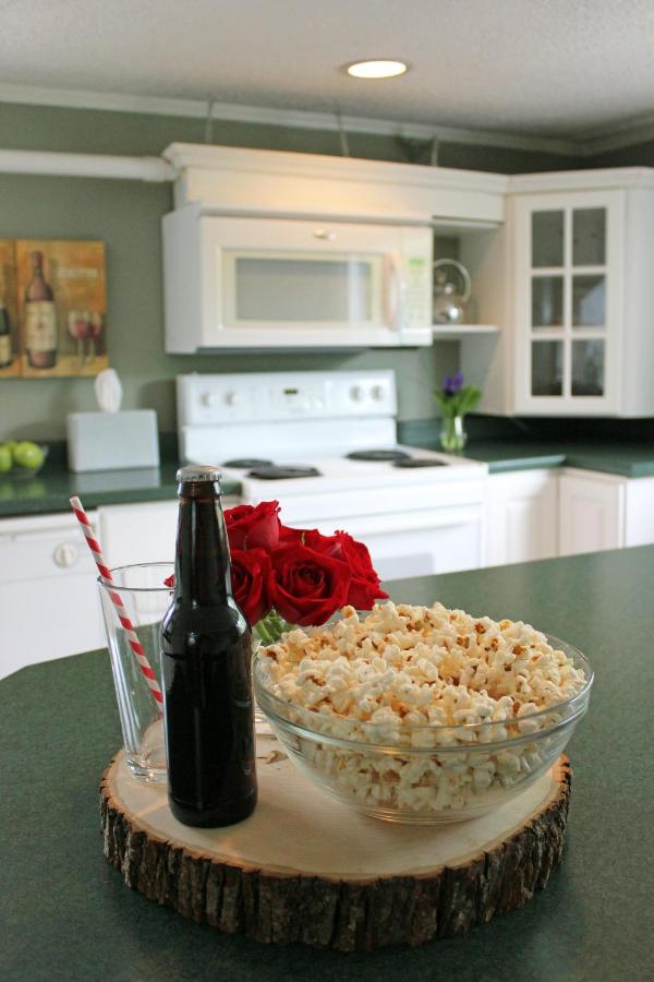 | The Kennebunk Inn