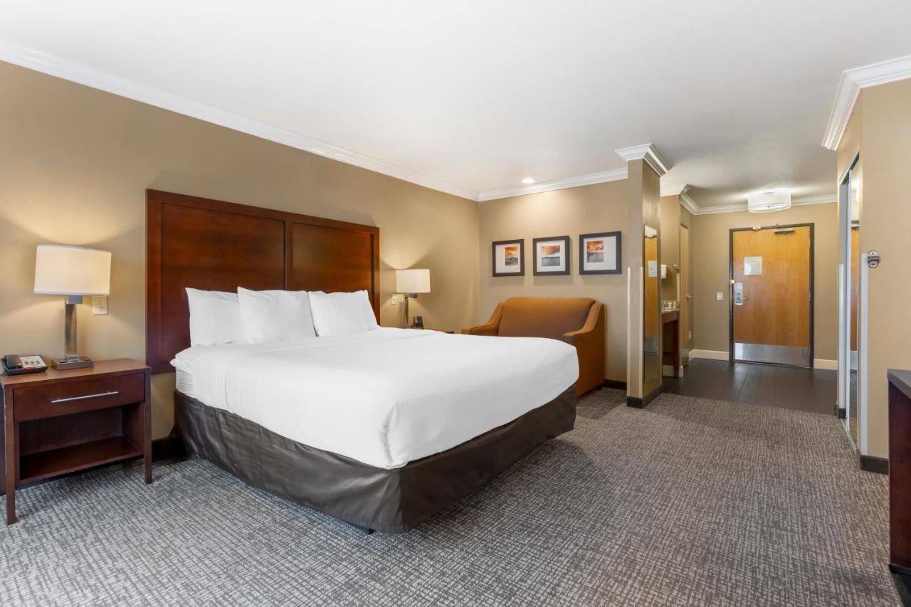 Suite with One King Bed and One Queen Bed - Accessible/Non-Smoking at Comfort Inn & Suites Redwood Country