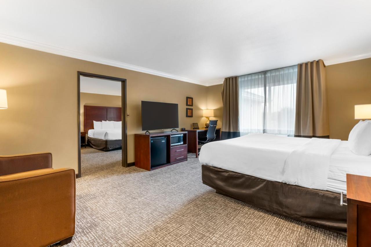 Suite with One King Bed and One Queen Bed - Accessible/Non-Smoking at Comfort Inn & Suites Redwood Country
