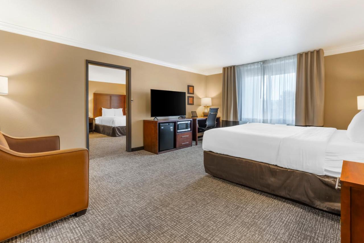 Suite with One King Bed and One Queen Bed - Accessible/Non-Smoking at Comfort Inn & Suites Redwood Country