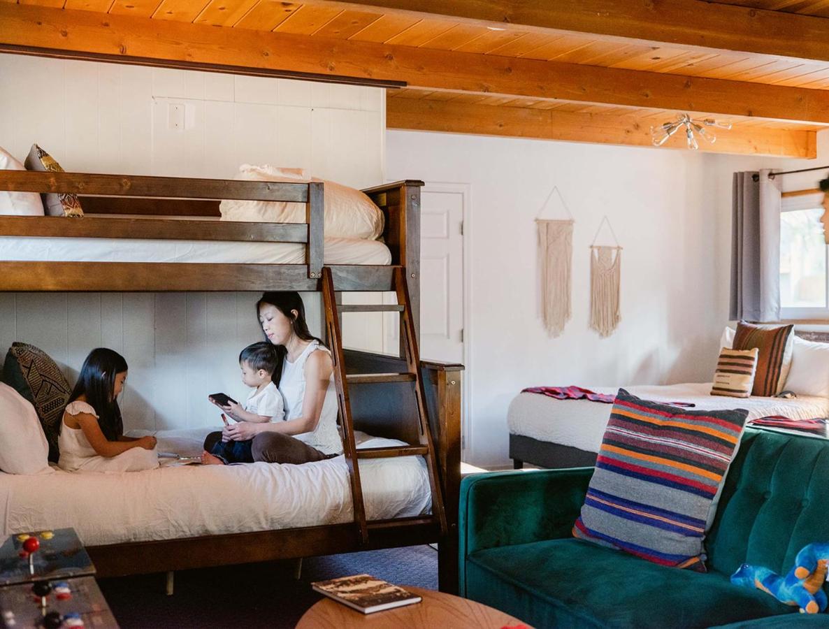 | Grand Pine Cabins
