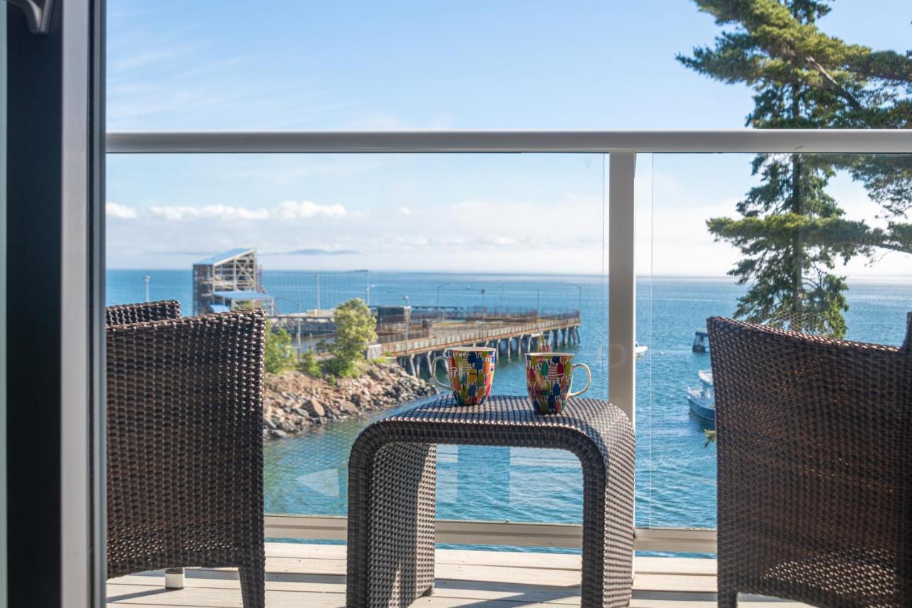 | Atlantic Oceanside Hotel & Conference Center