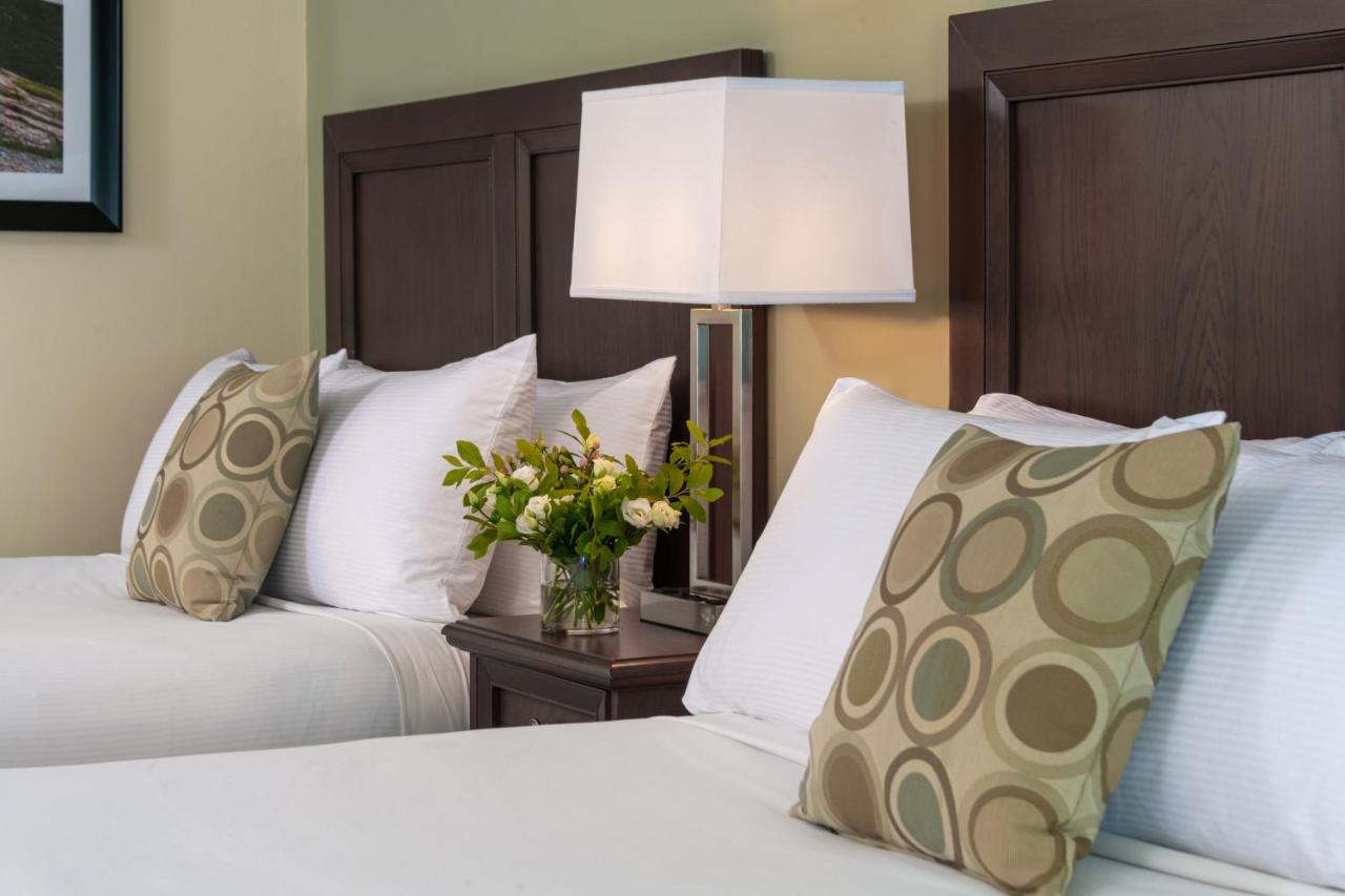 | Atlantic Oceanside Hotel & Conference Center