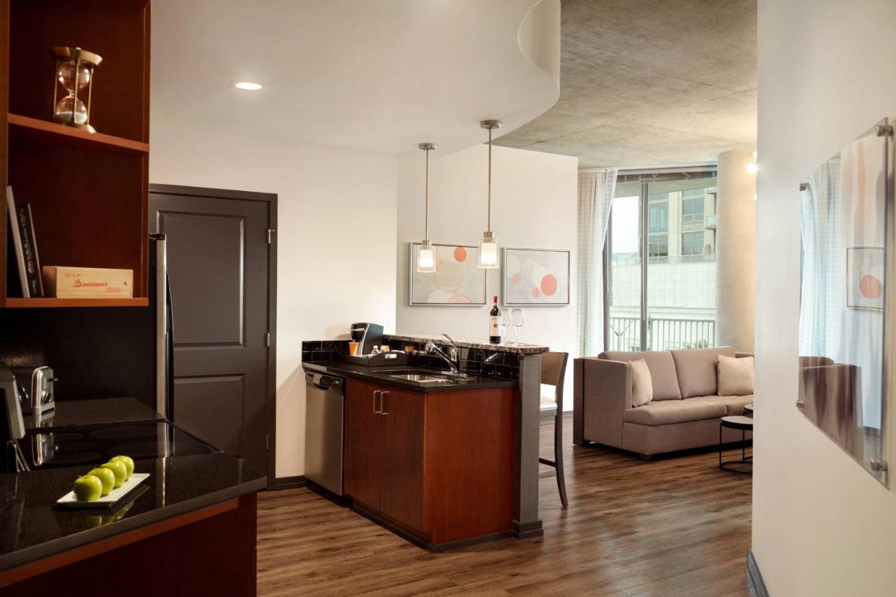 | Twelve Midtown, Marriott Autograph Collection