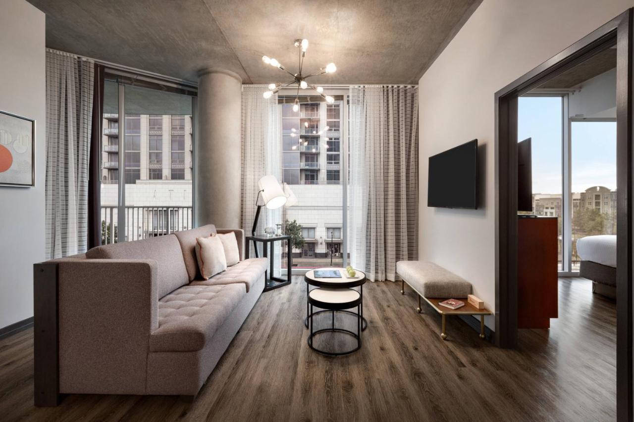 | Twelve Midtown, Marriott Autograph Collection