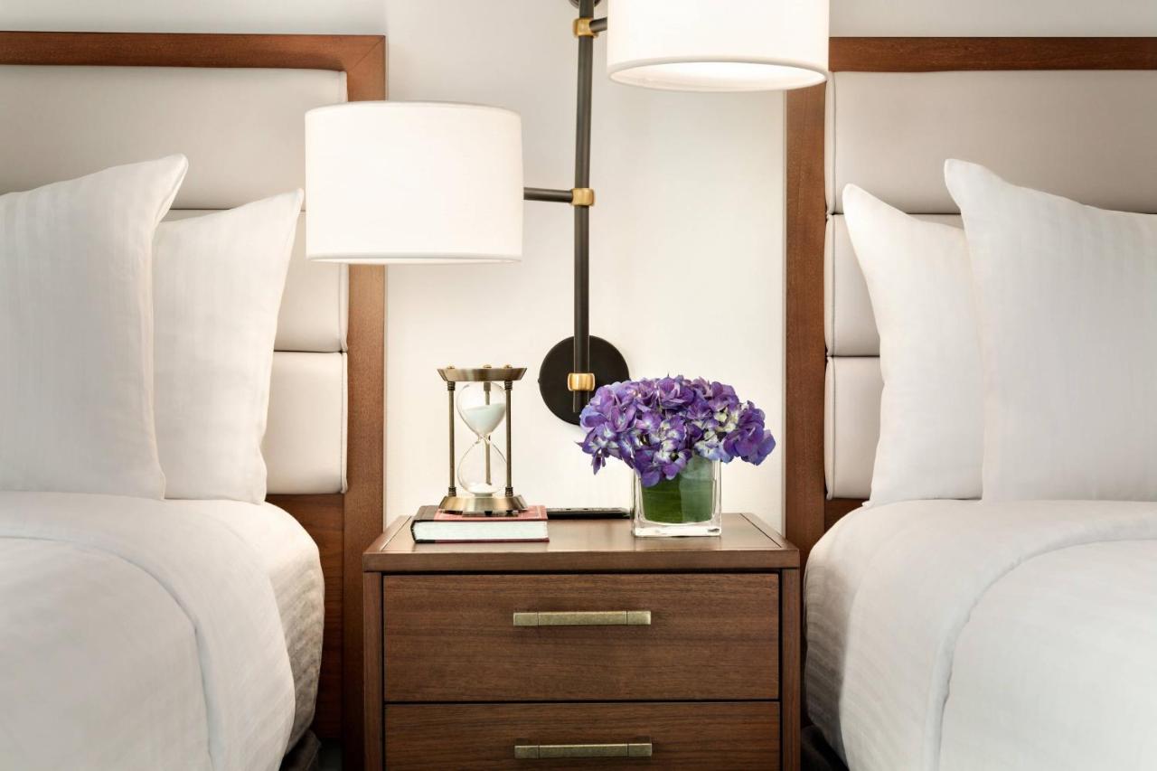 Twelve Midtown, Marriott Autograph Collection