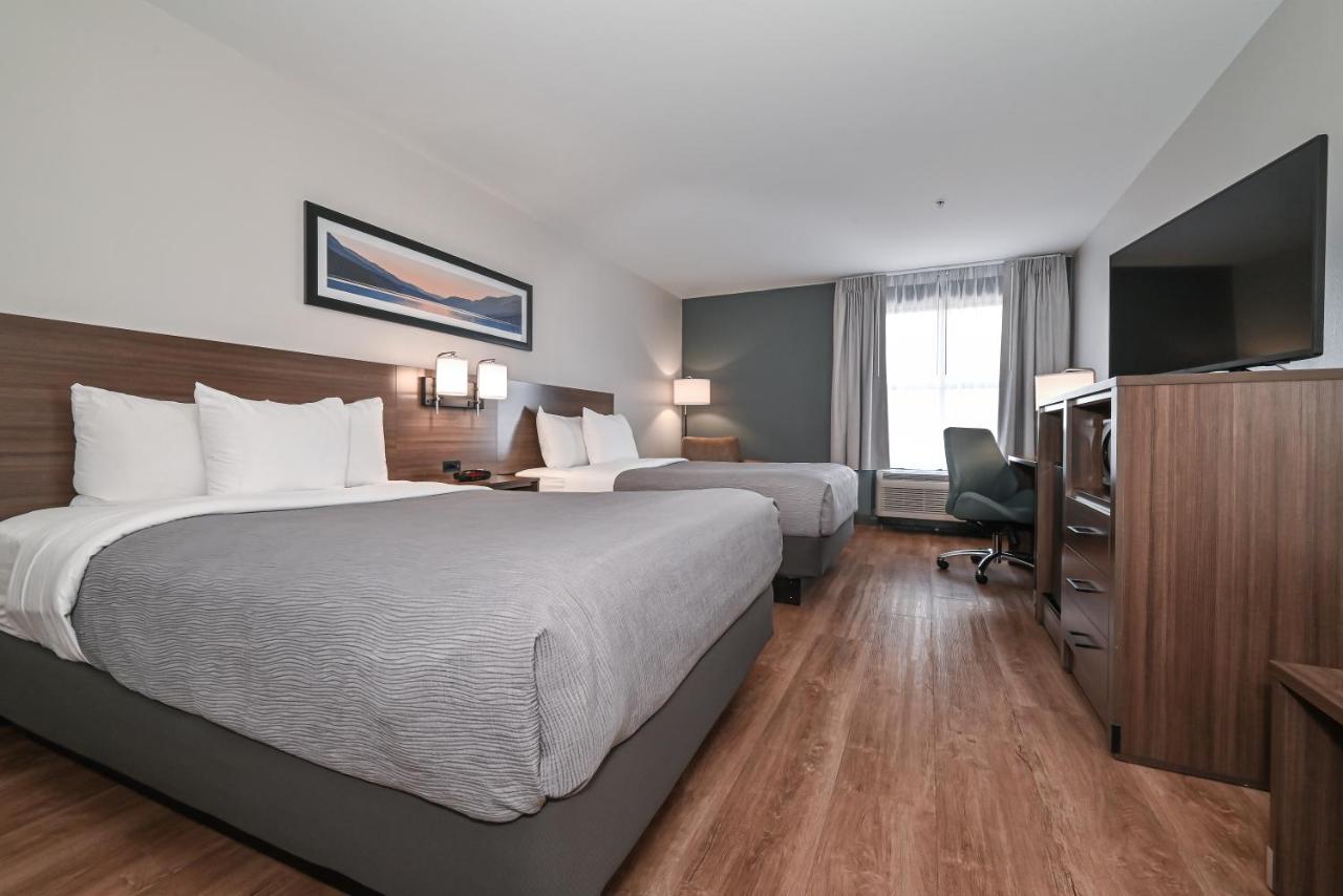 | Quality Inn & Suites Matthews