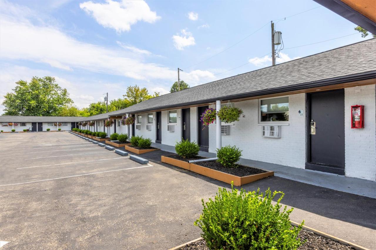 | Butler Inn