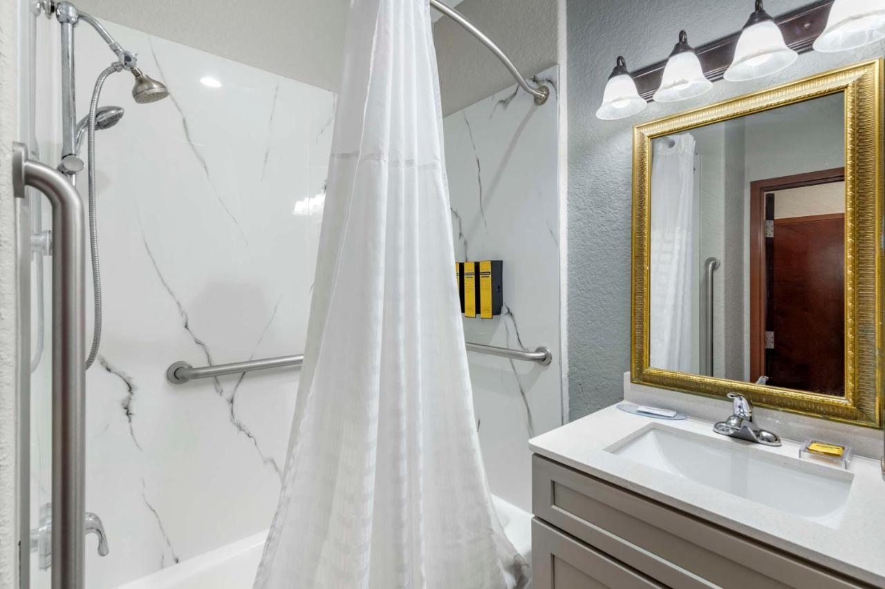 Queen Room with Two Queen Beds - Non-Smoking/Disability Access at Best Western Plus Victoria Inn & Suites